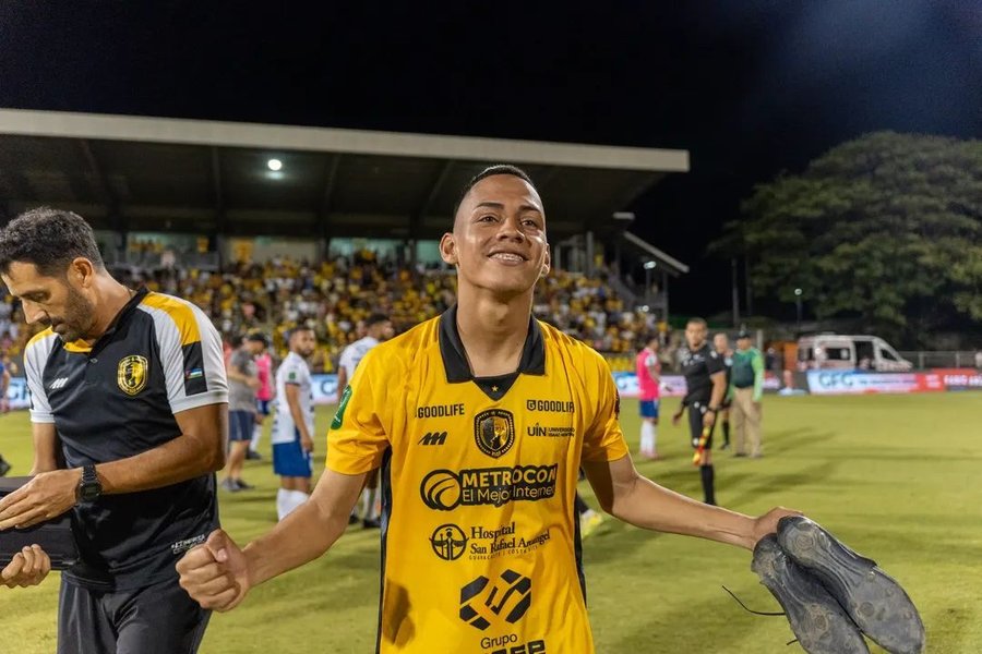 Sebastián Padilla es uno de los jugadores de Liberia que terminó el torneo pasado con un buen rendimiento. Foto: Liberia