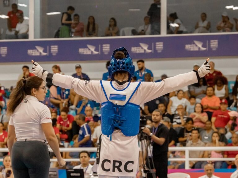 Taekwondista conquista el oro para Costa Rica en Juegos Centroamericanos y del Caribe