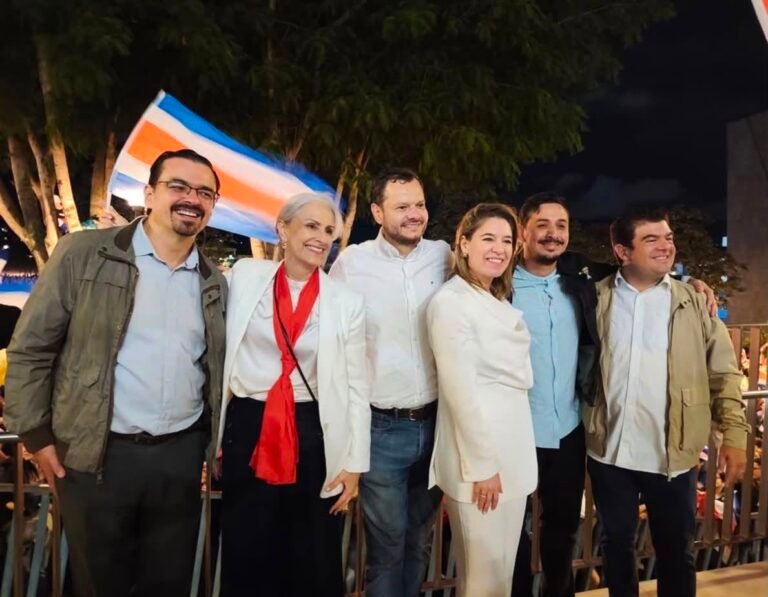 Ariel Robles hace un llamado a organizarse en Comités Patrióticos en todo el país