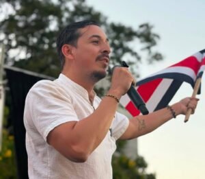 Ariel Robles llama a organizar plantón para pedir la renuncia de Rodrigo Chaves