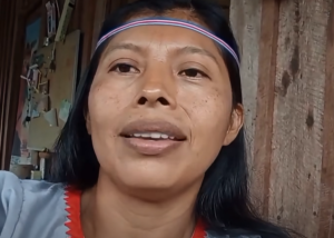 Vecina indígena de La Casona denuncia insultos y exige respeto tras incidente en territorio indígena