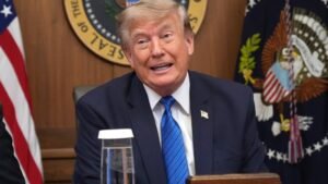 Trump, en su punto más bajo en las encuestas a tres meses de las elecciones de mitad de mandato