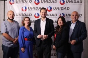 Juan Carlos Hidalgo asume la presidencia del PUSC con miras a una reestructuración política