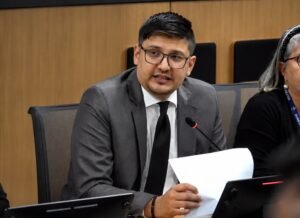 Salvador Padilla propone reforma constitucional para garantizar paridad en la Corte