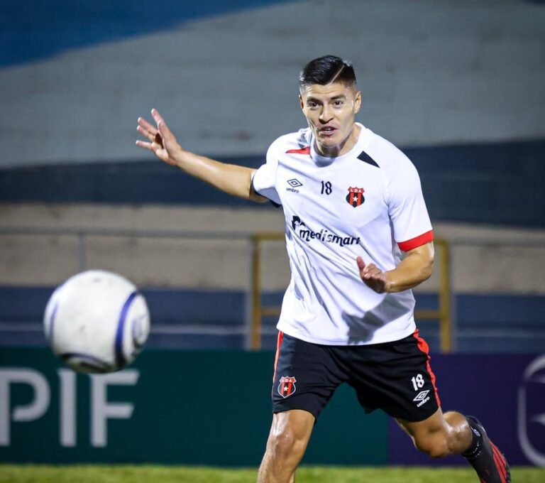 Firpo vs. Alajuelense: el partido que puede cambiar la cima del grupo