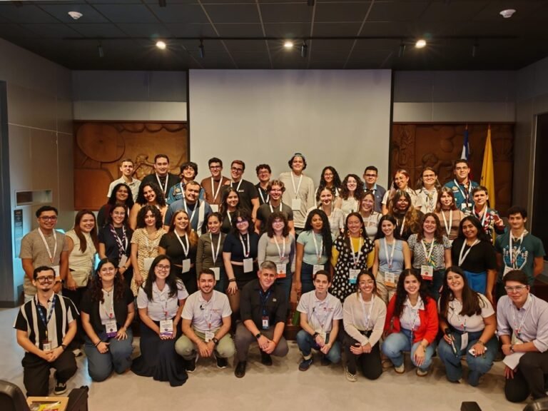Costa Rica necesita más jóvenes con ganas de dedicarse a lo público