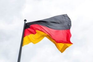 Muere cónsul de Alemania en Costa Rica tras actividad de nado en Río Cuarto