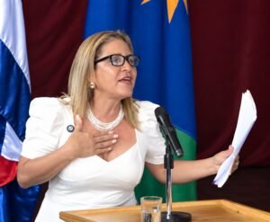 Ana Ruth Esquivel: Rodrigo Chaves fue el primer presidente de Costa Rica en dar la dignidad a los porteños