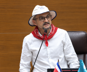 Ariel Mora impulsa proyecto de ley para proteger las semillas criollas en Costa Rica