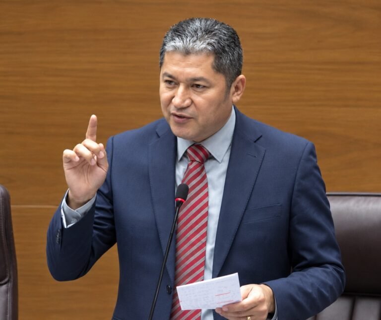 Daniel Siézar: Pueblo Soberano también es un bloque democrático