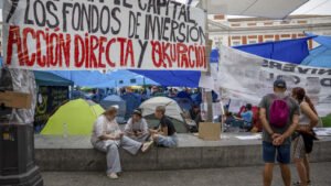 Protestas por la vivienda se multiplican en España en medio de negociación contrarreloj para alcanzar un decreto