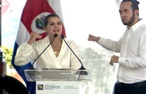 No estoy dispuesta a sacrificar ningún sector de la economía nacional: Laura Fernández sobre acuerdo Transpacífico