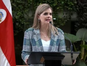 Presidenta cuestiona que uno de los 14 más buscados de Cartago esta libre tras 8 días: “Ya anda suelto, con tobillera”