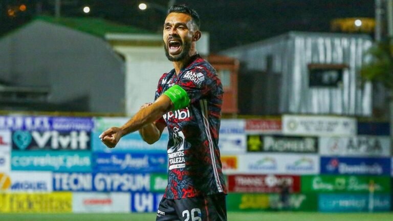 Geancarlo González deja Sporting para sumarse a Alajuelense. Foto: LDA