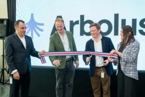 Firma británica Arbolus abre su primera oficina en Costa Rica y proyecta llegar a más de 100 empleos