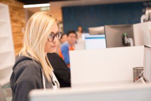 PROCOMER abre webinars para que más empresas opten por fondos de formación de talento