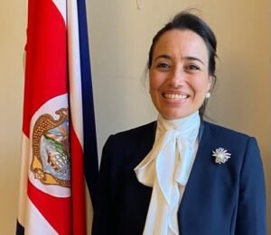 Laura Fernández nombra a diplomática de carrera Ana Elena Pinto como nueva Canciller