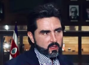 Barzuna: Celebro la aprobación de la póliza para miles de policías costarricenses