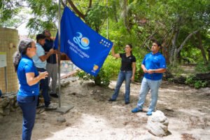 Playa Conchal iza la Bandera Azul Ecológica por su gestión ambiental