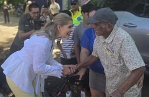 Adulto mayor guanacasteco de 119 años recibe vivienda propia adaptada a sus necesidades