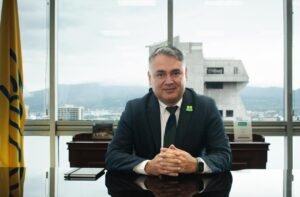 63 años transformando Costa Rica: ICE y kölbi construyen el futuro digital del país