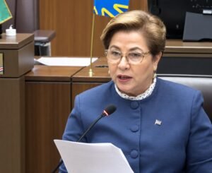 Janice Sandí cuestiona comentarios “xenofóbicos, racistas y estigmatizantes” de Laura Fernández contra comunidad china 