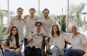 De las aulas a los problemas reales: jóvenes de todo el país ponen a prueba sus ideas frente a empresas