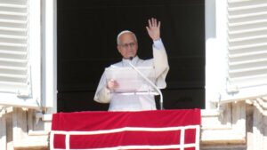 El papa León XIV ingresa al hospital Gemelli para ser operado de un nódulo pulmonar