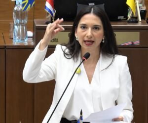 Sigrid Segura: ¿Están ingresando militares de la Fuerza Aérea acaso a tener acceso a los datos del pueblo de Costa Rica?