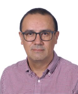 Experto alerta que enfermedades oculares pueden avanzar sin síntomas y recomienda controles visuales periódicos